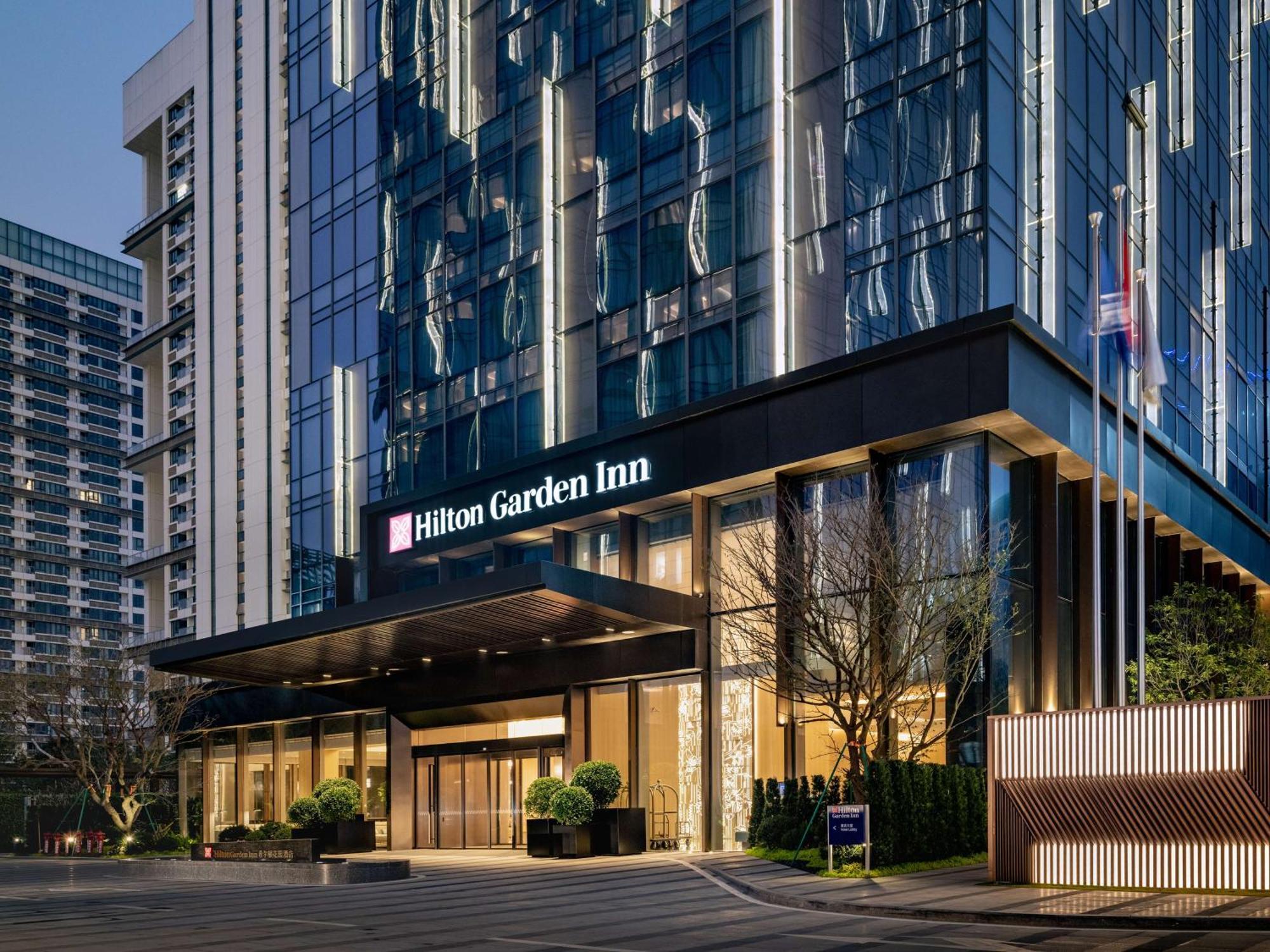 Hilton Garden Inn Shenzhen World Exhibition & Convention Center Exteriör bild